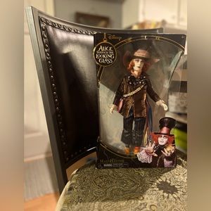 Disney Alice Through the Looking Glass Deluxe Mad Hatter Doll